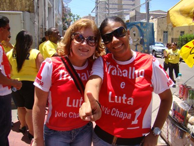 KARLA E CHRIS BROTA COM A CHAPA 1